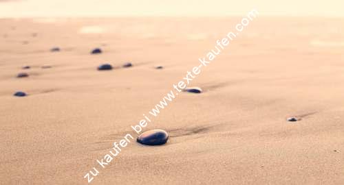 Schwarze Steine im Stand mit cooler Stimmungtransformation