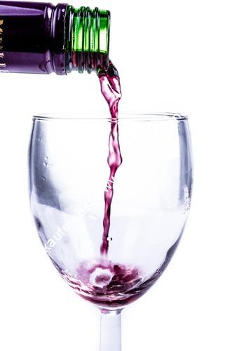 Glas mit Rotwein