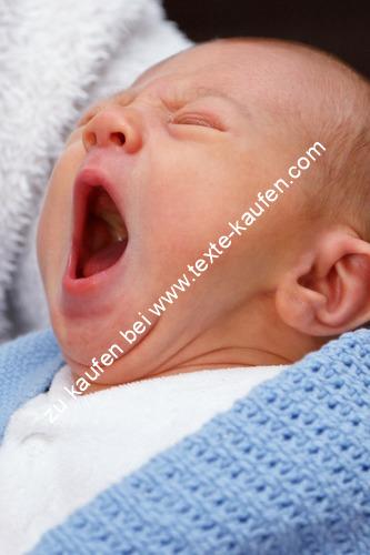 Gähnendes Baby